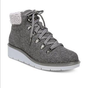 BWT Waterproof Lace up Booties